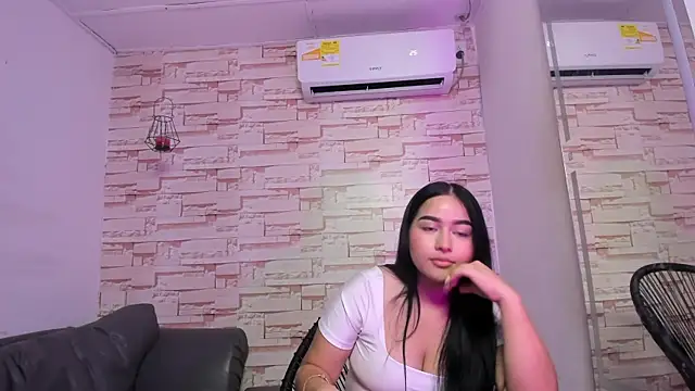megan jenner18  online show from June 2026 04:35:02 PM