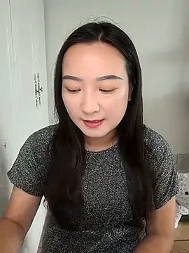Snapshot of yumo77 chatting on June 2026 05:06:01 AM yumo77 online show from June 2026 05:06:01 AM