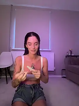 Snapshot of Emilysunrisex chatting on June 2026 08:10:01 PM Emilysunrisex online show from June 2026 08:10:01 PM