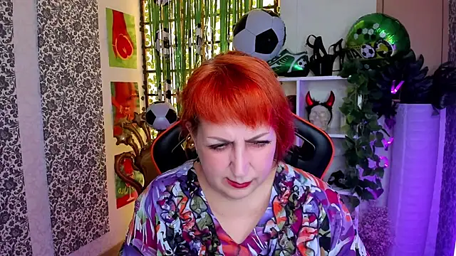 Joana Woods online show from July 2026 08:38:01 AM