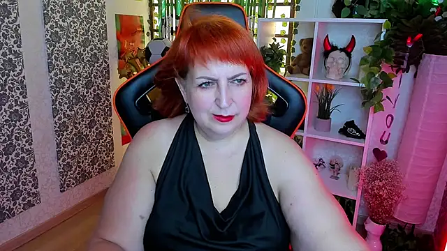 Joana Woods online show from July 2026 08:30:01 AM