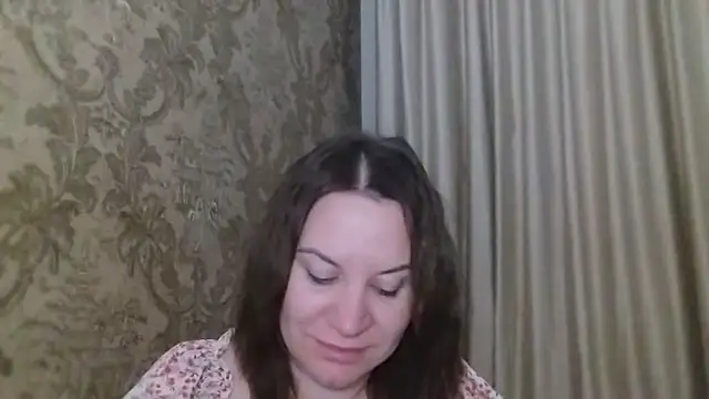 Snapshot of Lauralison chatting on July 2026 08:57:01 PM Lauralison online show from July 2026 08:57:01 PM