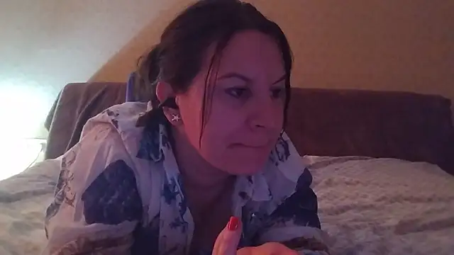 Snapshot of Lauralison chatting on July 2026 04:53:02 PM Lauralison online show from July 2026 04:53:02 PM