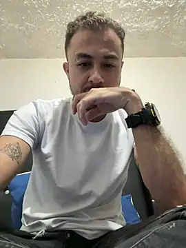 Snapshot of Liam_Brawn chatting on June 2026 01:56:01 AM Liam Brawn online show from June 2026 01:56:01 AM