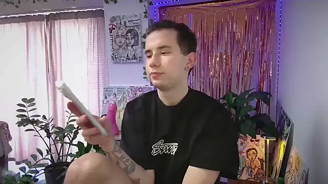 Moon boyy online show from June 2026 02:31:01 PM