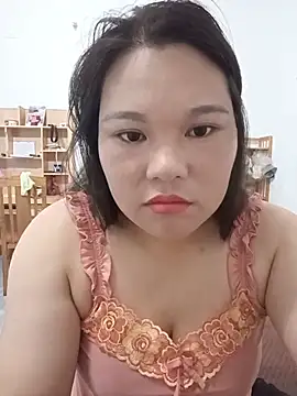 Snapshot of Holy-mi chatting on June 2026 01:54:02 AM Holy-mi online show from June 2026 01:54:02 AM