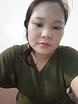Snapshot of Holy-mi chatting on August 2026 03:52:02 AM Holy-mi online show from August 2026 03:52:02 AM