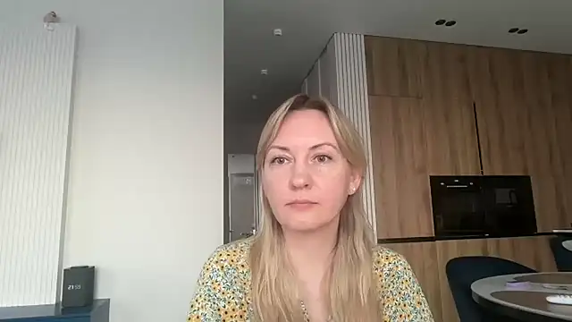 Dorielle online show from June 2026 03:00:02 PM