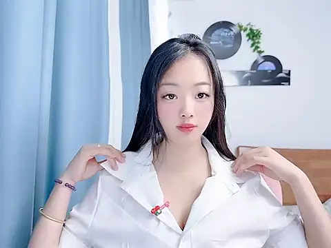 Winnie666999 online show from June 2026 02:05:01 AM
