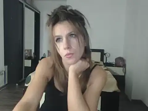 DedeSibel online show from January 2025 06:54:02 PM