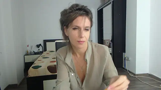 Snapshot of DedeSibel chatting on March 2025 07:37:02 PM DedeSibel online show from March 2025 07:37:02 PM