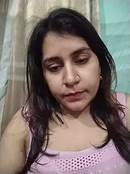 Snapshot of Fathema100 chatting on June 2026 06:43:01 PM Fathema100 online show from June 2026 06:43:01 PM