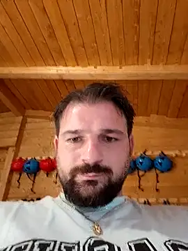 hottman7 online show from August 2026 03:25:01 PM