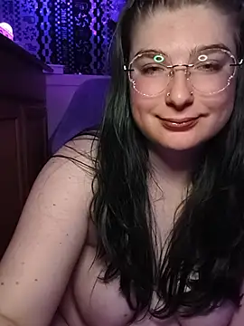 starfucker420XO online show from July 2026 07:15:02 AM