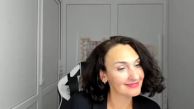 OliviaKateee online show from July 2026 10:39:01 AM