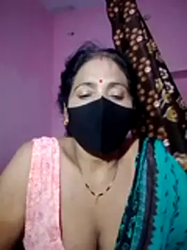 Snapshot of Noor__Malika- chatting on July 2026 02:34:01 PM Noor Malika- online show from July 2026 02:34:01 PM