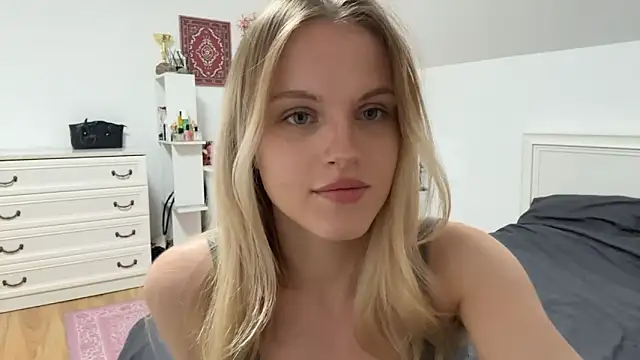 UnwedGrist online show from July 2026 01:08:02 PM