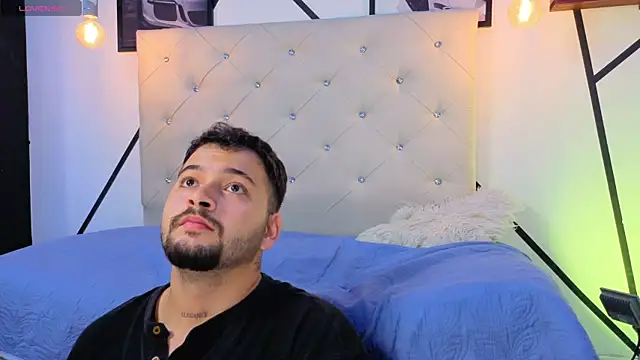Snapshot of Andres_fire chatting on July 2026 03:03:02 PM Andres fire online show from July 2026 03:03:02 PM