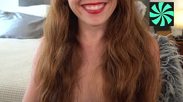 Snapshot of leverageurassets chatting on February 2025 11:44:02 AM leverageurassets online show from February 2025 11:44:02 AM