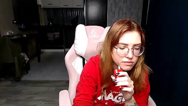 Reginasmilee online show from October 2025 01:30:01 AM