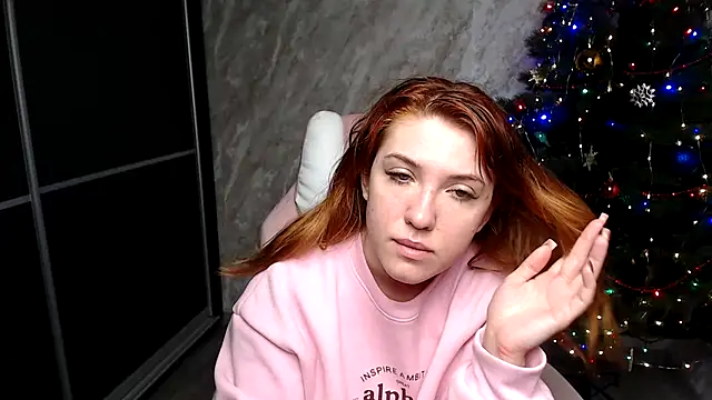 Reginasmilee online show from December 2025 12:38:02 AM