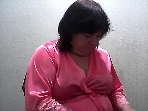 Snapshot of HannahAna39 chatting on June 2026 04:46:01 PM HannahAna39 online show from June 2026 04:46:01 PM