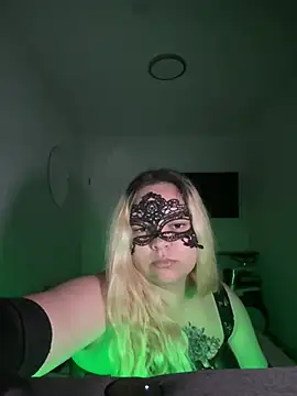 Nesliiiiii online show from July 2026 09:10:02 PM