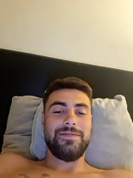 valentinnn2710 online show from June 2026 09:48:02 PM