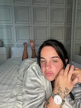 rubylouisess  online show from June 2026 06:12:01 PM