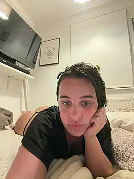 rubylouisess  online show from June 2026 11:09:02 PM
