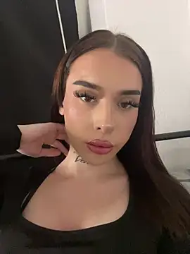 hailichylxo online show from July 2026 10:50:01 PM