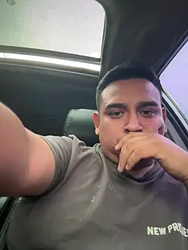 Snapshot of Gian98luck chatting on July 2026 10:05:01 PM Gian98luck online show from July 2026 10:05:01 PM