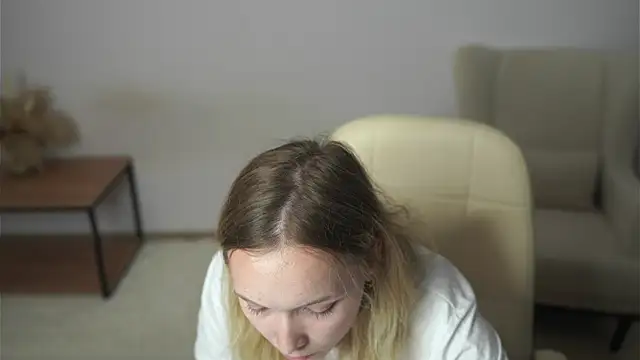 OraliaRokusek online show from July 2026 01:41:02 PM