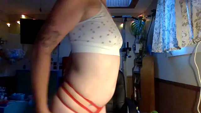 lillexxxylover online show from July 2026 12:50:01 AM