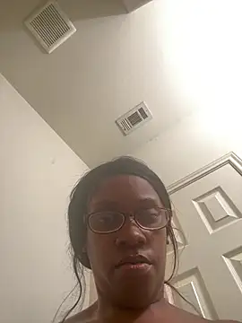 Snapshot of Caramel_34 chatting on July 2026 01:23:01 AM Caramel 34 online show from July 2026 01:23:01 AM