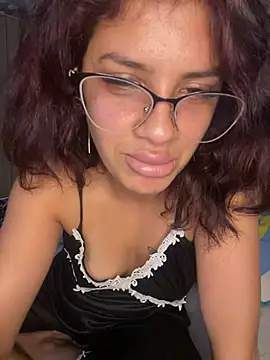 BiaaSexxy online show from July 2026 06:33:01 PM