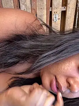 Modelisah online show from July 2026 12:35:01 PM