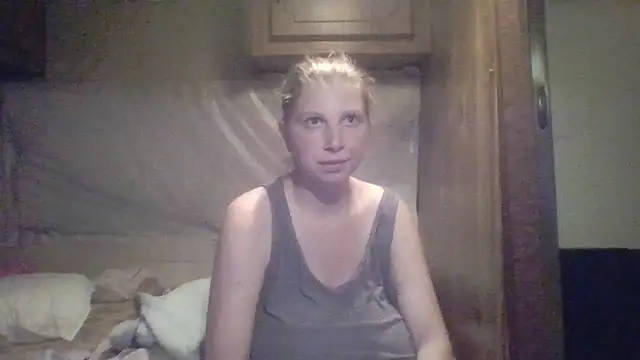 Snapshot of Tits645 chatting on July 2026 04:03:02 AM Tits645 online show from July 2026 04:03:02 AM