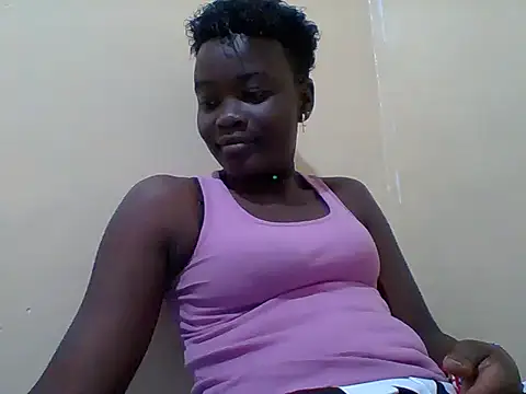 Pretty-Leaa online show from June 2026 11:44:01 AM