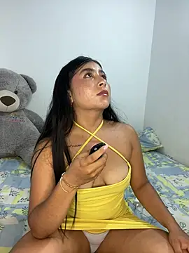 Chloe Dolcee online show from July 2026 06:44:01 PM