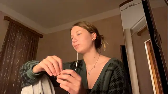 TarenOgilvie online show from July 2026 03:40:02 PM
