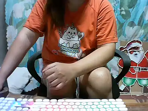 Snapshot of crystal_light29 chatting on July 2026 01:07:02 AM crystal light29 online show from July 2026 01:07:02 AM