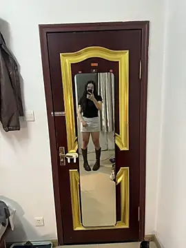 TSxiaoqier online show from July 2026 04:02:01 PM