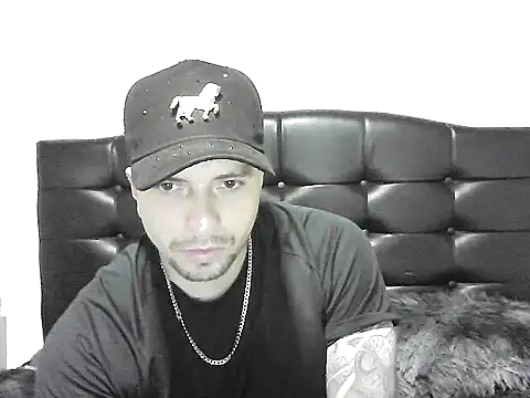 Snapshot of wolfgolden1 chatting on July 2026 12:18:02 AM wolfgolden1 online show from July 2026 12:18:02 AM
