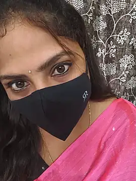 Snapshot of Honey_telugu7 chatting on August 2026 06:49:01 AM Honey telugu7 online show from August 2026 06:49:01 AM