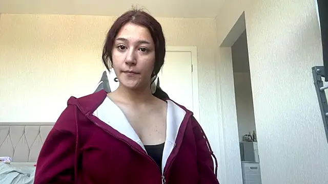 Snapshot of EmmaKitti chatting on July 2026 02:03:01 PM EmmaKitti online show from July 2026 02:03:01 PM