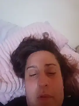 Mannibee online show from July 2026 10:58:02 PM