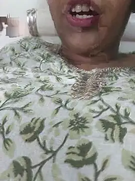 Snapshot of sharmilasingh89 chatting on July 2026 07:35:02 AM sharmilasingh89 online show from July 2026 07:35:02 AM