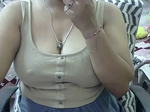 Hot Soni26 online show from July 2026 04:40:01 AM