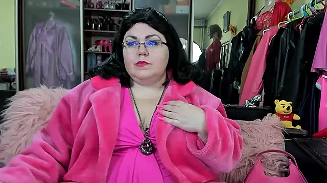 Snapshot of KaryQueen chatting on January 2025 12:57:02 AM KaryQueen online show from January 2025 12:57:02 AM